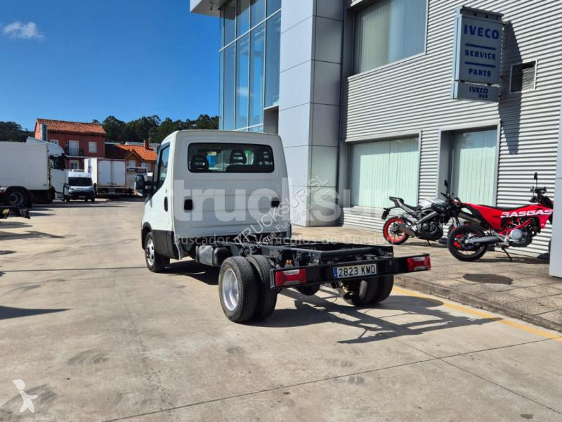Furgoneta Iveco  DAILY 35C15