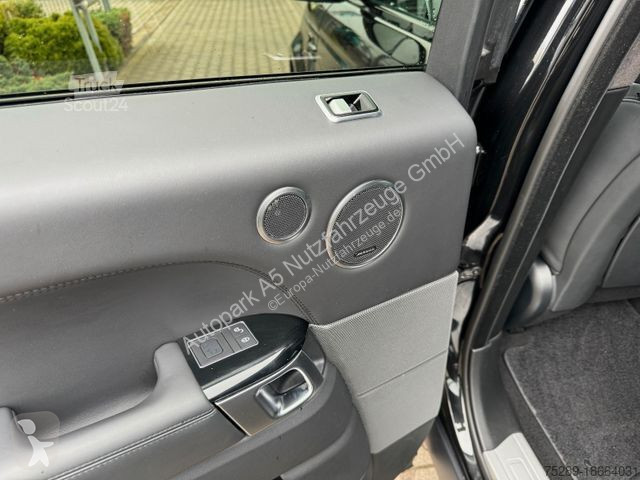 Véhicule utilitaire Land Rover Autobiography...