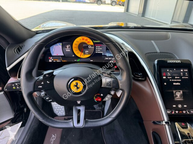 Samochód dostawczy Ferrari Roma Coupe Schwarz