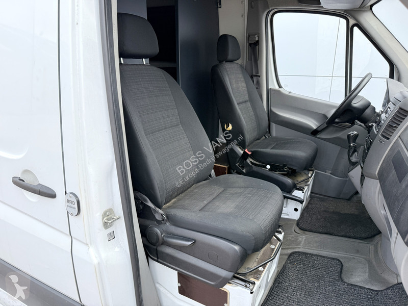 Veicolo commerciale Mercedes 311 2.2 CDI...