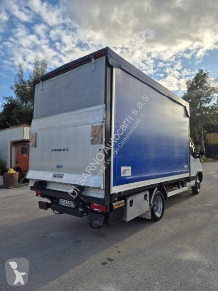 Véhicule utilitaire Iveco