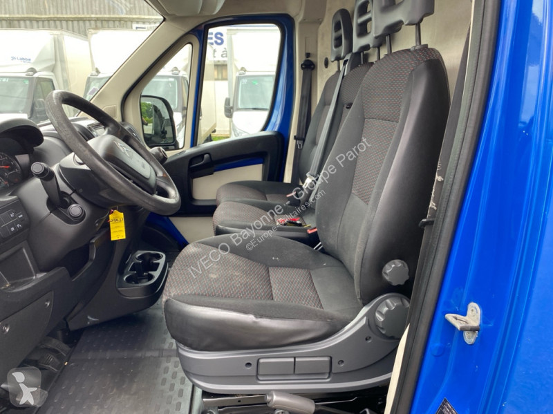 Užitkové vozidlo Citroën 35 L2H2 2.0 BlueHDi...