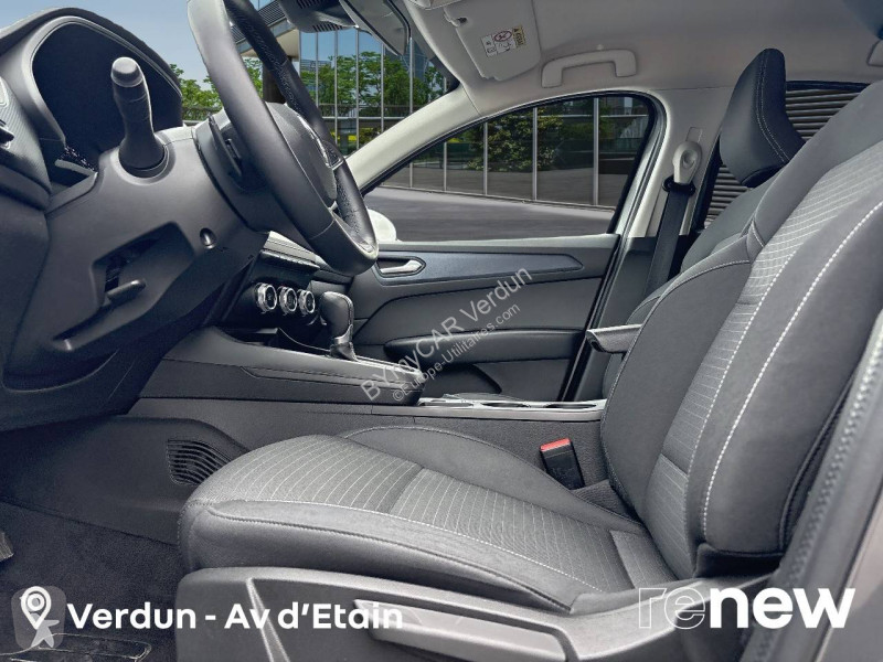 Véhicule utilitaire Renault Arkana mild hybrid...