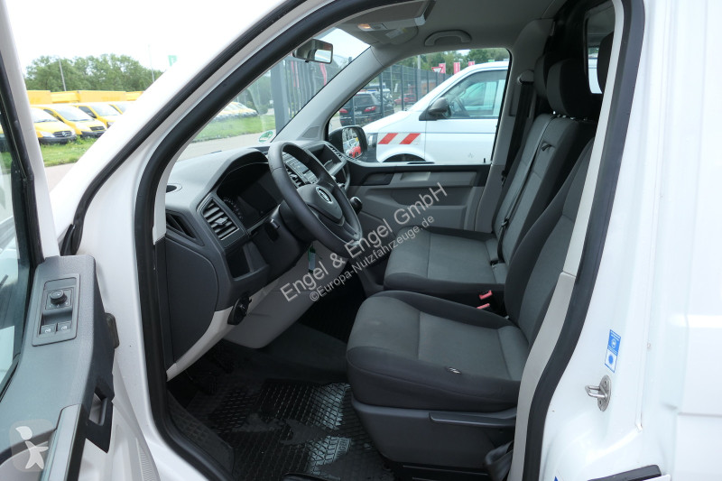 Autoutilitară Volkswagen T6 Lang Transporter...