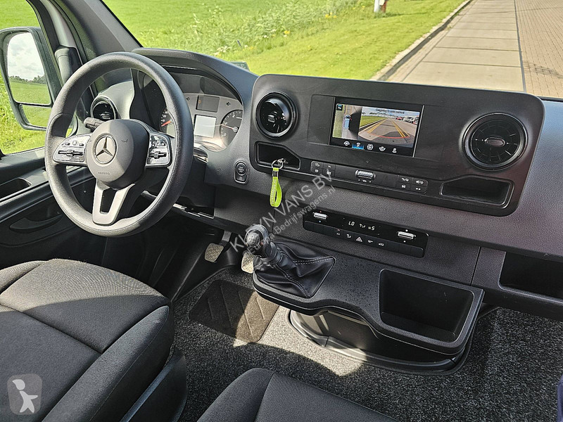Užitkové vozidlo Mercedes 317 L3H2 Maxi Mbux