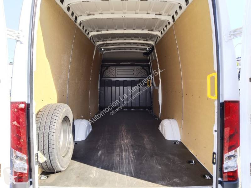Furgoneta Iveco