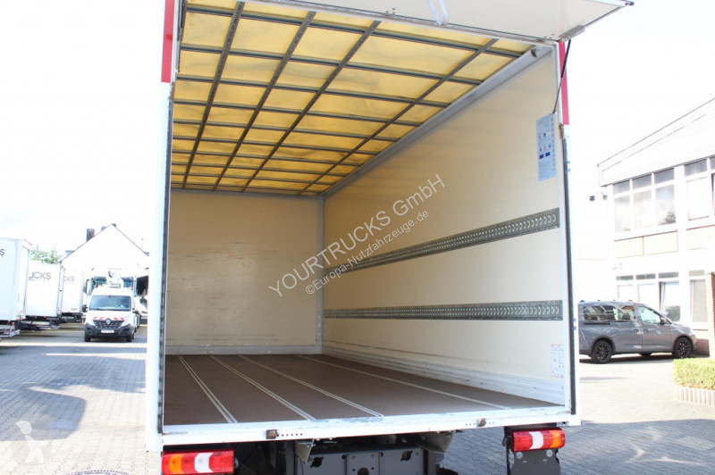 Vrachtwagen Mercedes 818 E6 Koffer 6m Klima LDW...