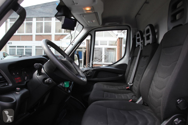 Véhicule utilitaire Iveco 70-150 KLUBBK42P 14,8...