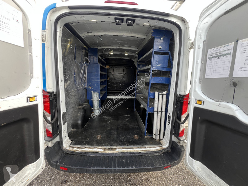 Véhicule utilitaire Ford L2H2 2.2 TDCi 155ch...