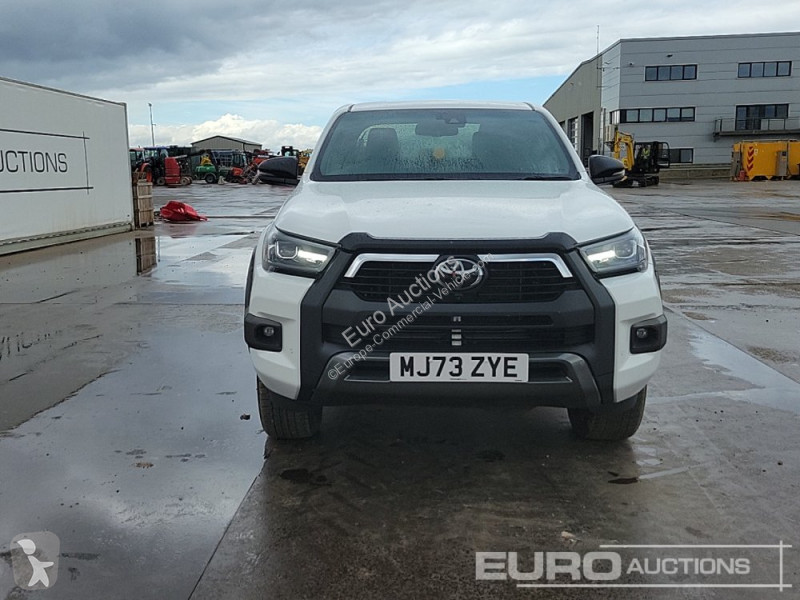 Furgoneta Toyota Hilux