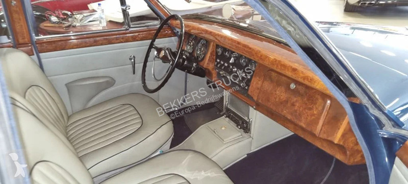 Véhicule utilitaire Jaguar