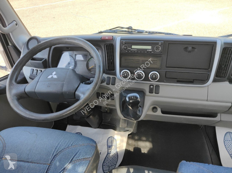 Véhicule utilitaire Fuso 3C15 Empattement 34