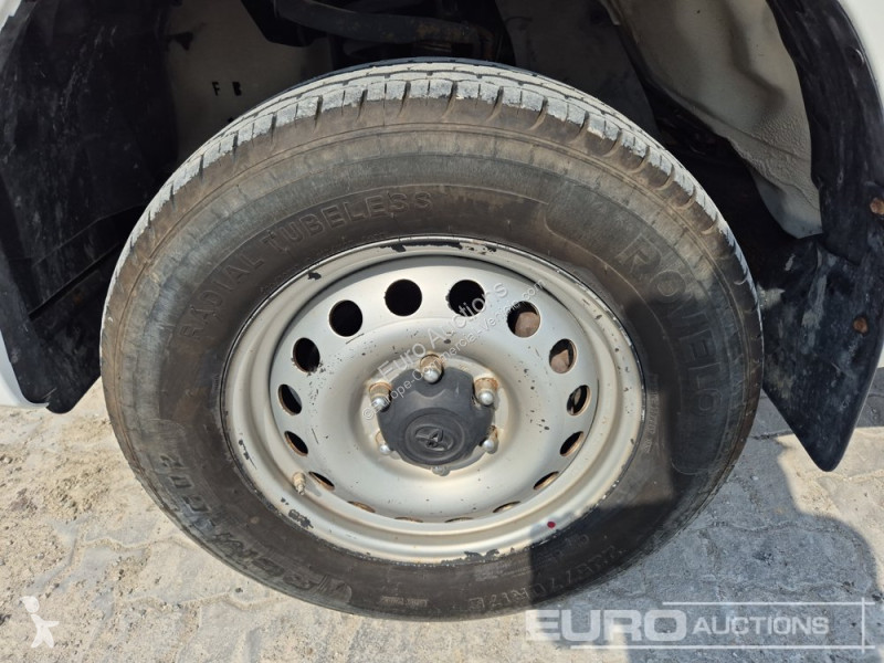 Veicolo commerciale Toyota Hilux DLX