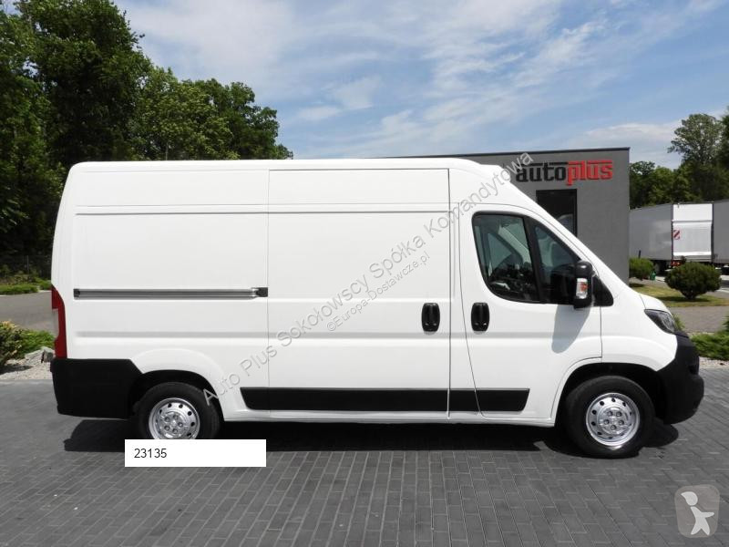 Autoutilitară Peugeot BOXER  FURGON CHŁODNIA...