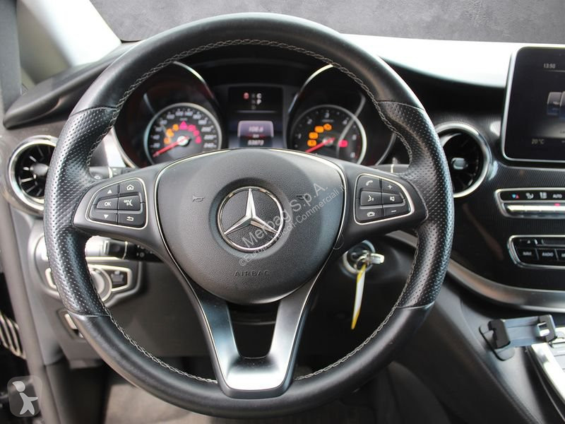 Véhicule utilitaire Mercedes 300 Long