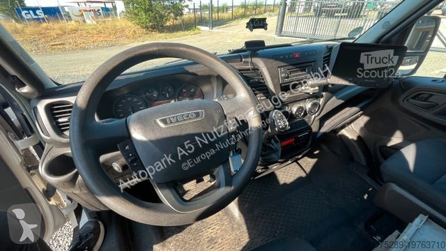 Véhicule utilitaire Iveco 50C18 Kühler...