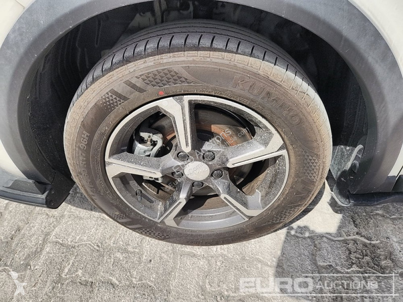 Veicolo commerciale  Jolion Pro (A02) 1.5P