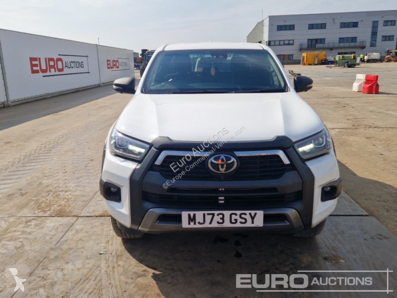 Véhicule utilitaire Toyota Hilux