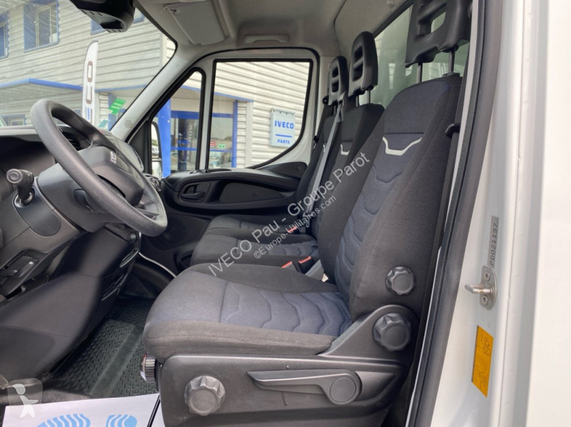 Autoutilitară Iveco 35C16 Empattement 3750