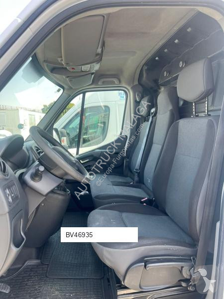 Autoutilitară Renault MASTER 2.3