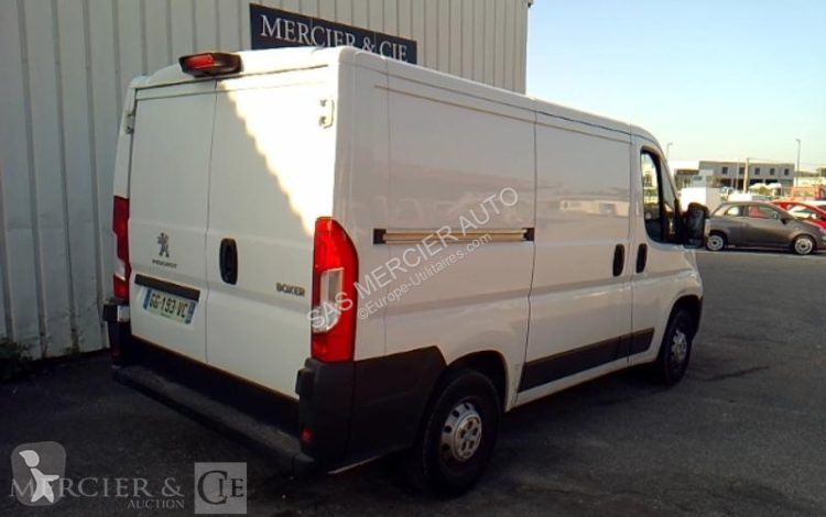 Véhicule utilitaire Peugeot