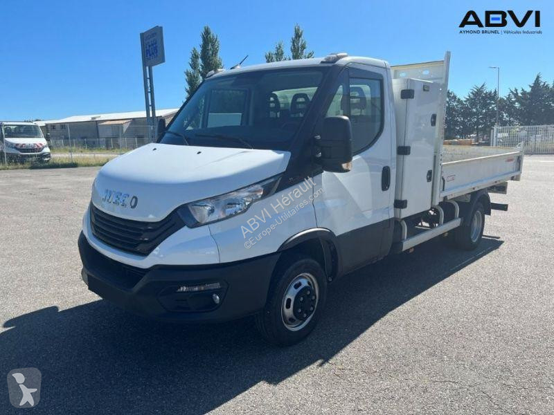 Véhicule utilitaire Iveco 35C16 3L BENNE 3.20M...
