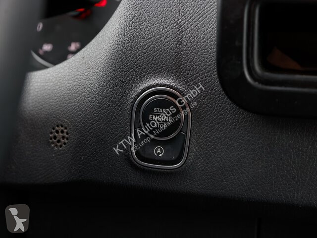 Užitkové vozidlo Mercedes 317...