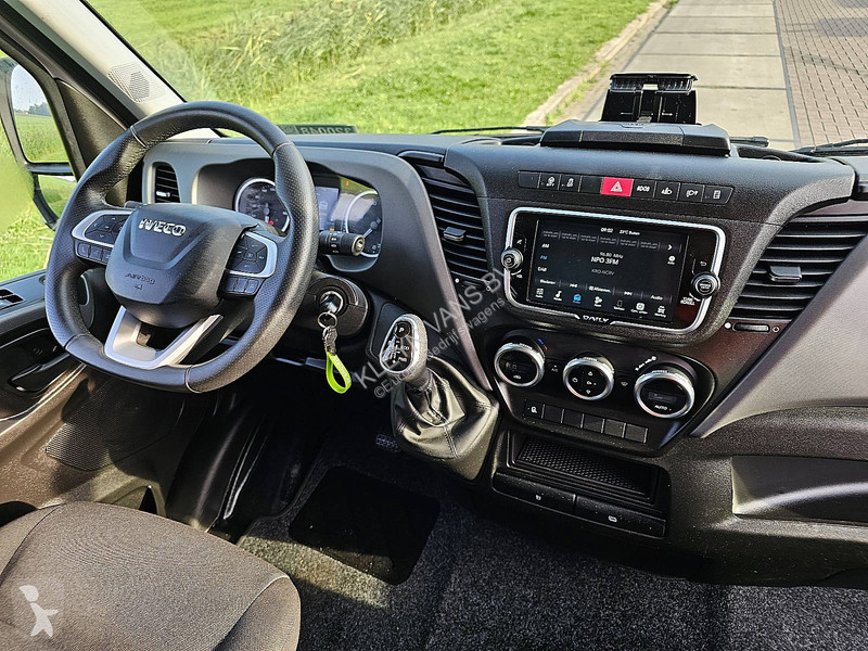 Véhicule utilitaire Iveco 35S18 ac automaat EURO6