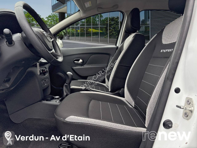Veículo utilitário Dacia Sandero SCe 75