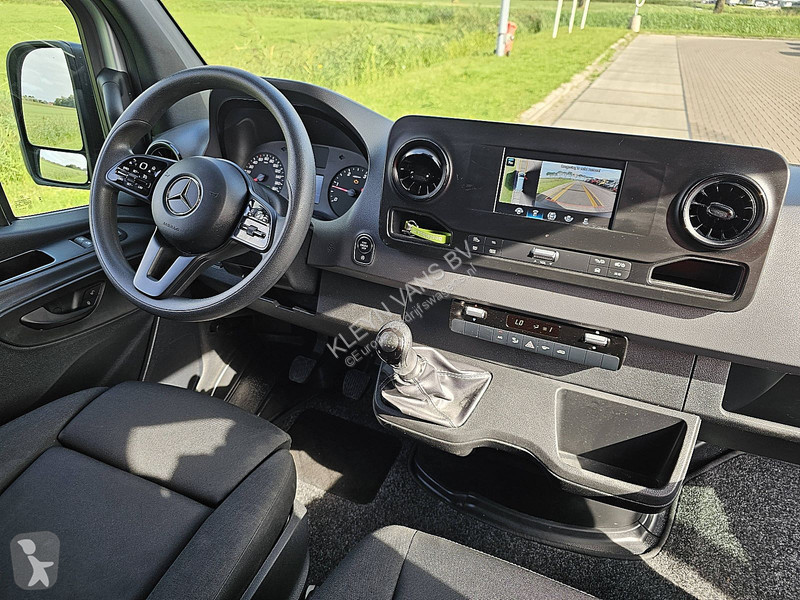 Autoutilitară Mercedes 317 L2H2 360 Camera RWD