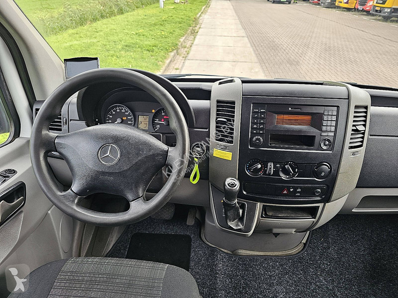 Véhicule utilitaire Mercedes 311 CDI AUT. L3H2