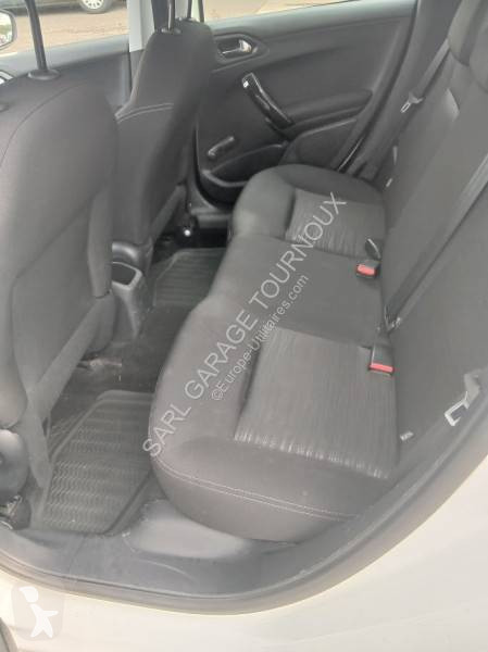 Véhicule utilitaire Peugeot 1.6 HDI 75