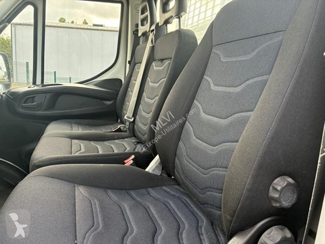 Véhicule utilitaire Iveco 35-150