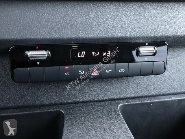 Užitkové vozidlo Mercedes 317...