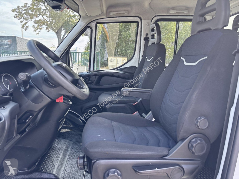 Veicolo commerciale Iveco 35C14H D Empattement...