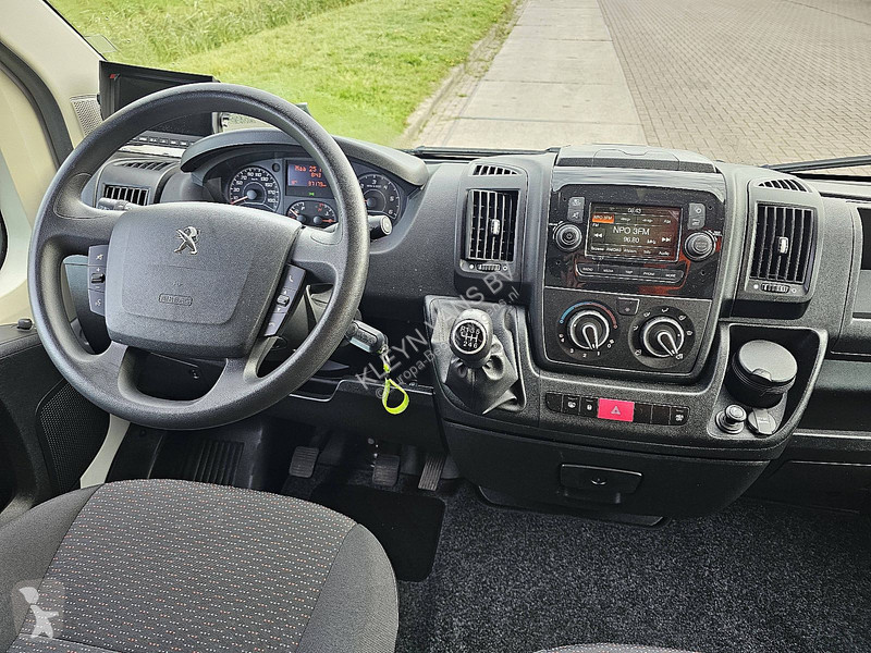 Véhicule utilitaire Peugeot 2.2 BHDI 120 L2H2 PREM