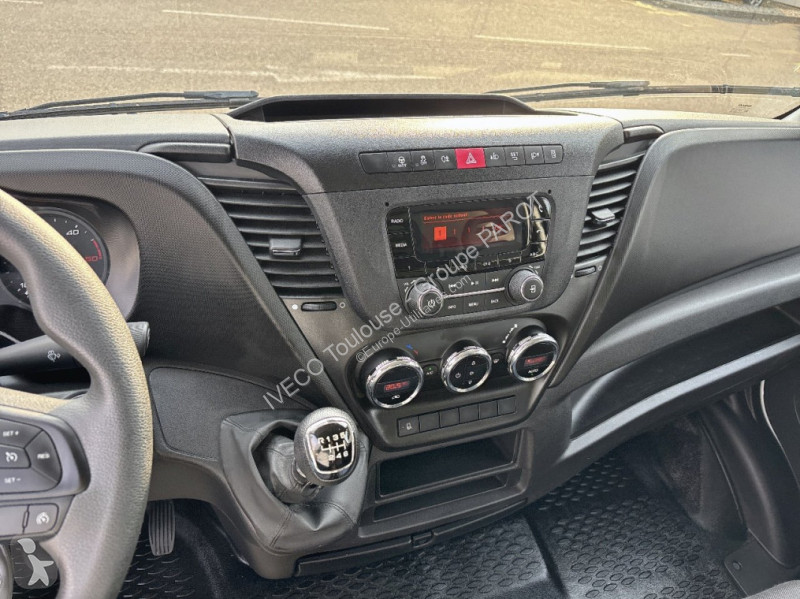 Užitkové vozidlo Iveco 35C16H3.0 Empattement 4100