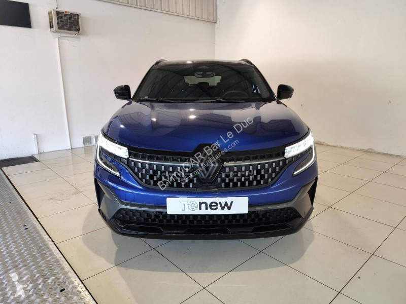 Veicolo commerciale Renault Austral full hybrid...