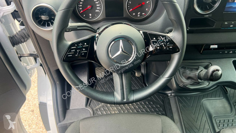 Véhicule utilitaire Mercedes Nuevo Sprinter 311...