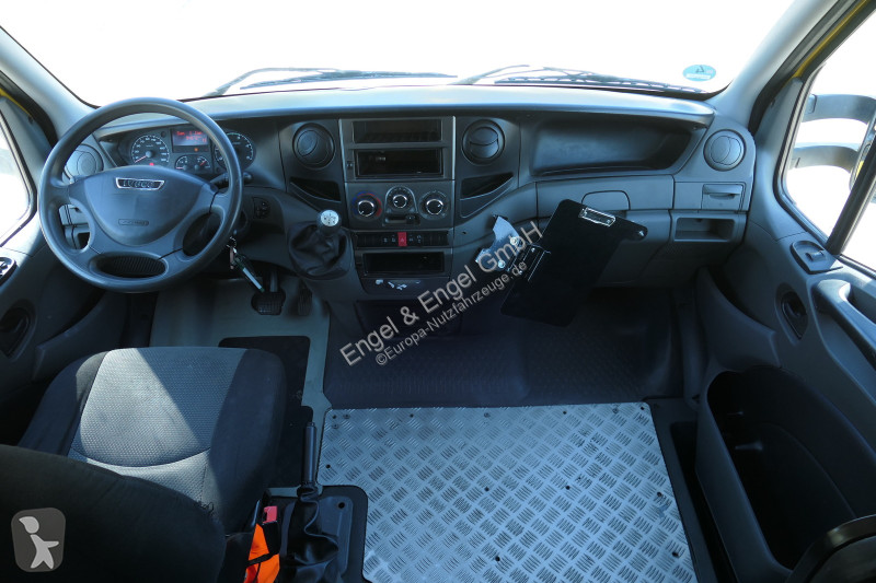 Nyttofordon Iveco Daily 35 S11 C30C AUTOMATIK...