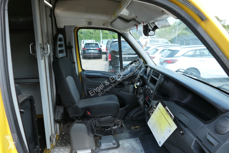 Nyttofordon Iveco Daily 35 S11 C30C KURZ...