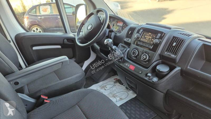 Véhicule utilitaire Opel
