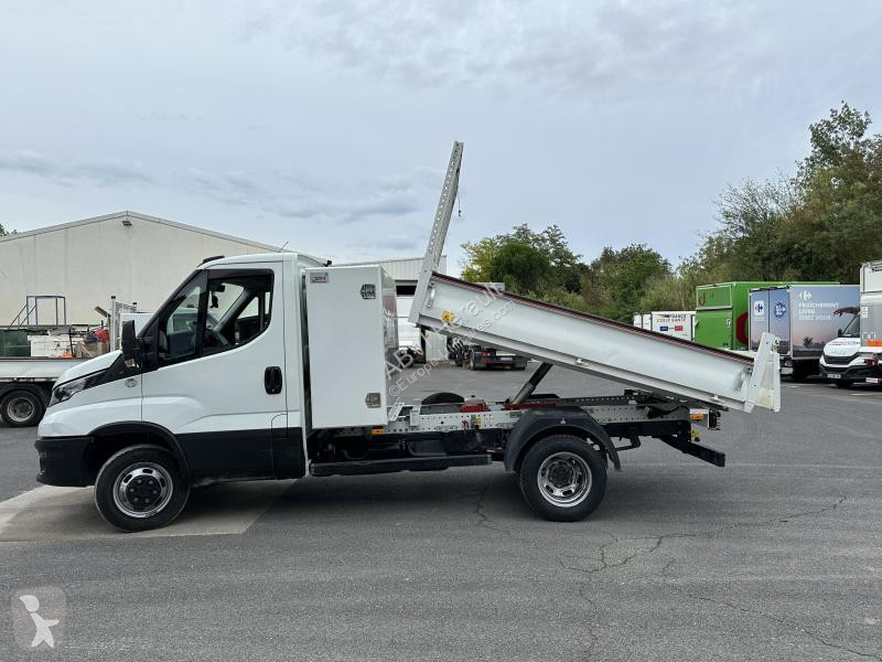 Véhicule utilitaire Iveco 35C16 3.0L DAILY...