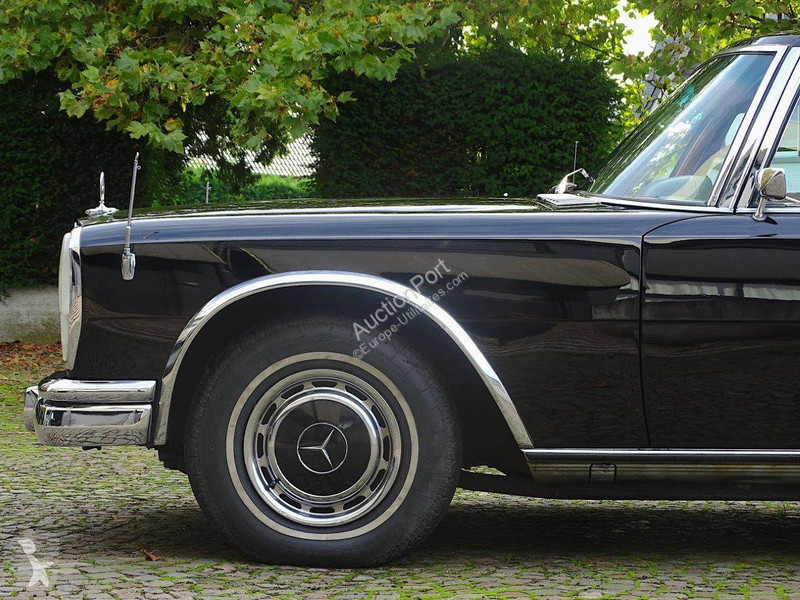 Furgoneta Mercedes  (W100) _ 600 Pullman