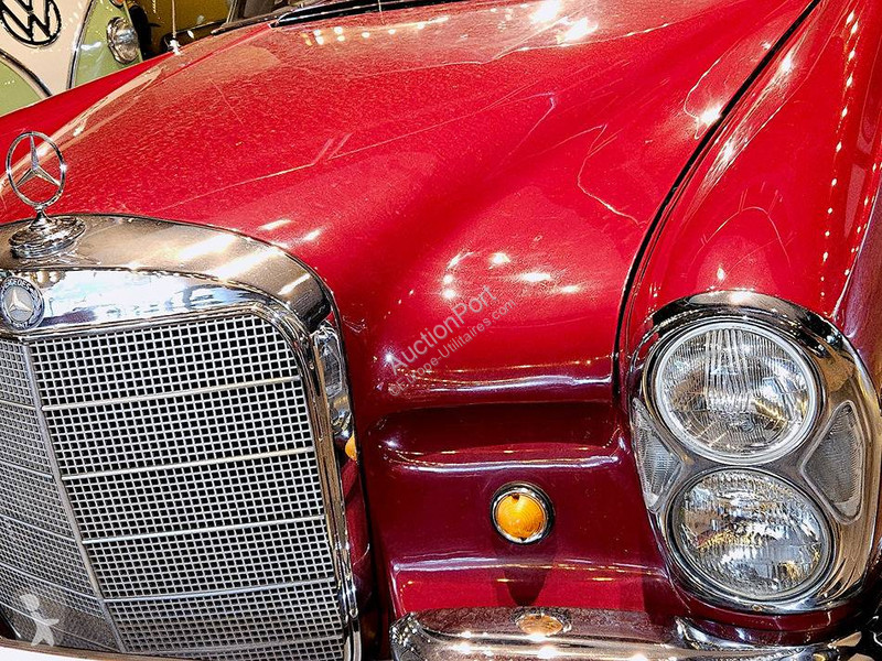 Furgoneta Mercedes (W112) Coupé _ 300 SE...
