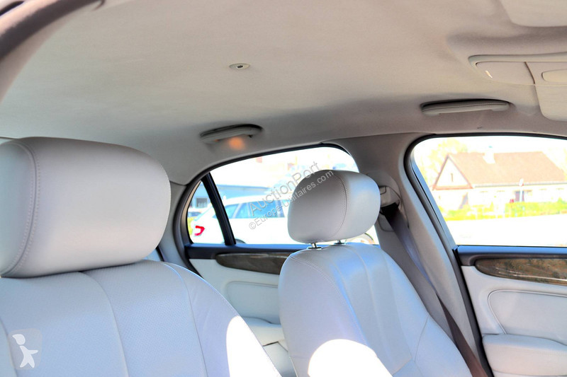 Véhicule utilitaire Jaguar (X350) 6 _ 3.0 Sport
