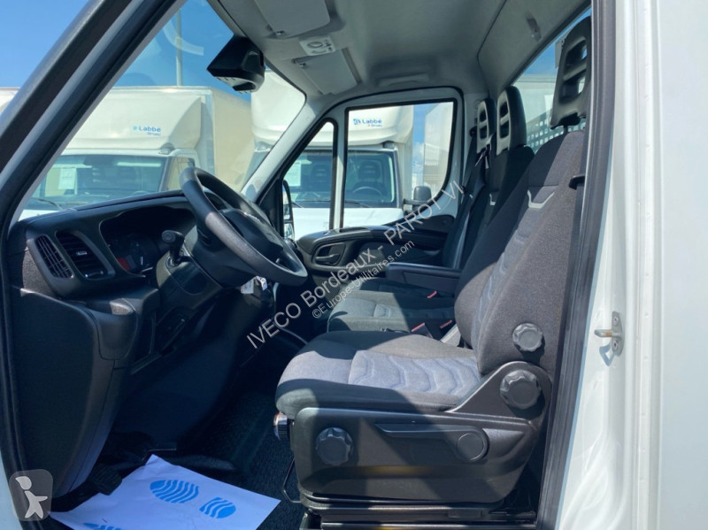 Furgoneta Iveco 35C16H3.0 Empattement 4100
