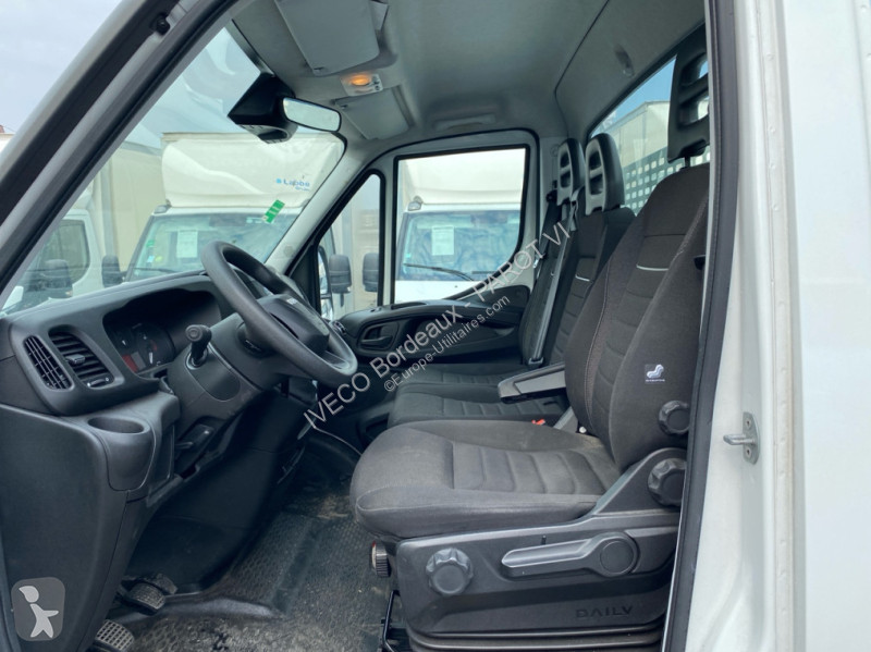 Furgoneta Iveco 35C16H empattement 4100