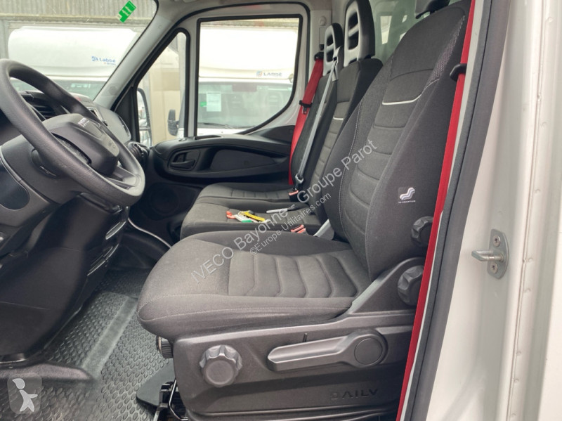Furgoneta Iveco 35C16H3.0 empattement 4100 Tor