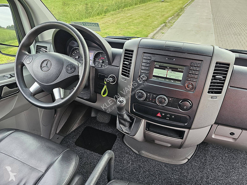 Autoutilitară Mercedes 516 ac automaat EURO6